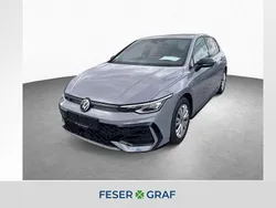 Mondsteingrau Gebraucht 2024 VW Golf VIII R-line Limousine | 30.240 € (Guter Preis)