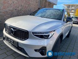 Silber Gebraucht 2025 Volvo XC40 Plus SUV | 33.333 € (Guter Preis)
