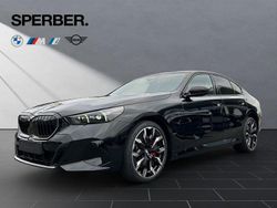 Schwarz Neu 2025 BMW 550e M Sport Limousine | 79.980 € (Fairer Preis)