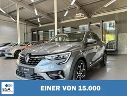 Grau Gebraucht 2022 Renault Arkana SUV | 21.050 € (Fairer Preis)