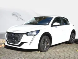 Schneeweiã Gebraucht 2021 Peugeot e-208 Active Kleinwagen | 17.290 € (Fairer Preis)