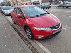 Rot Gebraucht 2006 Honda Civic Coupé | 2.700 €
