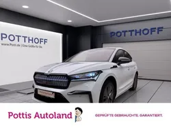 Weiss Gebraucht 2024 Skoda Enyaq iV SportLine SUV | 49.977 € (Superpreis)