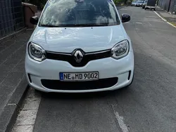 Weiß Gebraucht 2022 Renault Twingo Life Kleinwagen | 9.150 € (Guter Preis)