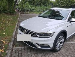 Weiß Gebraucht 2016 VW Passat Alltrack Kombi | 19.550 € (Superpreis)