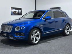 Blau Gebraucht 2017 Bentley Bentayga SUV | 119.990 €