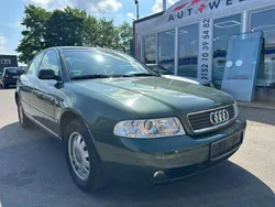 Dunkelgrün Gebraucht 1999 Audi A4 Limousine | 3.980 € (Fairer Preis)