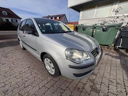Silber Gebraucht 2006 VW Polo Trendline Kleinwagen | 3.500 € (Fairer Preis)