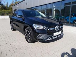 Nachtschwarz Gebraucht 2022 Mercedes GLA200 SUV | 34.900 € (Guter Preis)