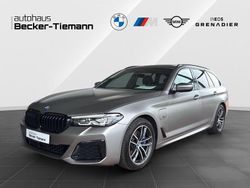 Sonderlackierung Gebraucht 2021 BMW 530e M Sport Kombi | 36.611 € (Fairer Preis)