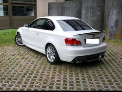 Weiß Gebraucht 2010 BMW 123 Coupé M Sport Coupé | 12.999 €