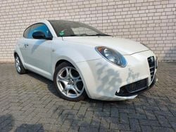 Weiß Gebraucht 2011 Alfa Romeo MiTo Quadrifoglio Verde Kleinwagen | 11.900 €