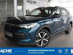 Polsterfarbe: schwarz Gebraucht 2024 VW Tiguan Goal SUV | 37.980 €