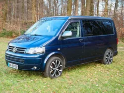 Blau Gebraucht 2010 VW T5 California Van | 29.990 €