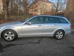Silber Gebraucht 2010 Mercedes 200 Kombi | 5.500 €