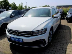 Weiß Gebraucht 2021 VW Passat GTE Kombi | 19.950 € (Superpreis)