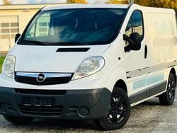 Weiß Gebraucht 2006 Opel Vivaro Van | 2.799 € (Superpreis)