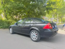 Schwarz Gebraucht 2000 Ford Mondeo Limousine | 1.000 €