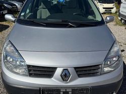 Silber Gebraucht 2006 Renault Scénic II Avantage Van / Kleinbus | 2.490 € (Fairer Preis)