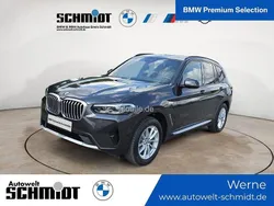 Grau Gebraucht 2022 BMW X3 Sport Line SUV | 40.790 € (Fairer Preis)