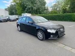 Schwarz Gebraucht 2015 Audi A4 Attraction Kombi | 9.800 € (Superpreis)