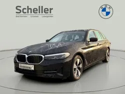 Schwarz Gebraucht 2021 BMW 520 Kombi | 29.990 € (Fairer Preis)