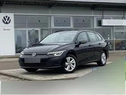 Schwarz Gebraucht 2021 VW Golf VIII Life Kombi | 25.749 € (Teuer)