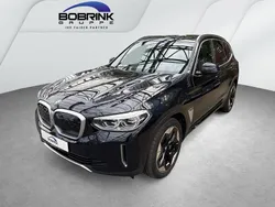Schwarz Gebraucht 2021 BMW iX3 Impressive SUV | 37.920 € (Fairer Preis)