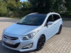 Blau Gebraucht 2015 Hyundai i40 Kombi | 12.500 € (Teuer)