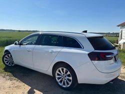 Weiß Gebraucht 2016 Opel Insignia Kombi | 9.900 € (Fairer Preis)