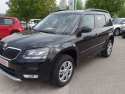 Schwarz metallic Gebraucht 2016 Skoda Yeti Cool Edition SUV | 20.690 €