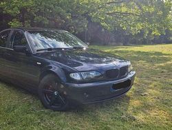 Blau Gebraucht 2002 BMW 325 Limousine | 3.850 € (Fairer Preis)