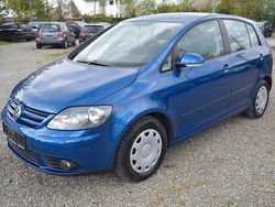 Blau Gebraucht 2005 VW Golf Plus Cross Comfortline Van / Kleinbus | 3.690 € (Fairer Preis)
