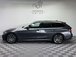 Mineralgrau metallic Gebraucht 2022 BMW 330 M Sport Kombi | 39.500 € (Etwas zu teuer)