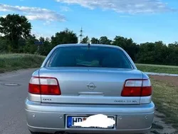 Silber Gebraucht 2000 Opel Omega Limousine | 1.900 € (Superpreis)