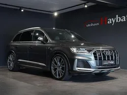 Grau Gebraucht 2021 Audi SQ7 Sport SUV | 57.950 € (Guter Preis)
