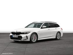 Gebraucht 2024 BMW 330e Comfort Edition Kombi | 52.017 €