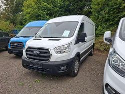 Frostweiß Gebraucht 2022 Ford Transit Trend Van / Kleinbus | 26.900 € (Fairer Preis)