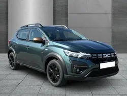 Zedergrün Neu 2025 Dacia Sandero Extreme Kleinwagen | 20.290 € (Teuer)