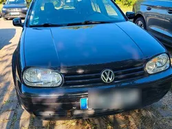 Schwarz Gebraucht 2000 VW Golf IV Kleinwagen | 1.200 € (Fairer Preis)