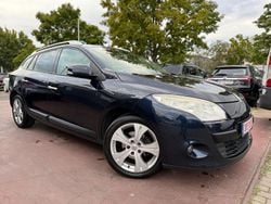 Blau Gebraucht 2010 Renault Mégane III Dynamique Limousine | 2.490 € (Fairer Preis)