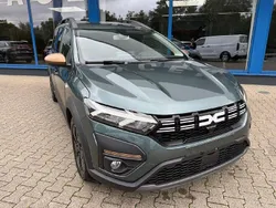 Grün Gebraucht 2024 Dacia Jogger Extreme Van / Kleinbus | 20.490 € (Fairer Preis)