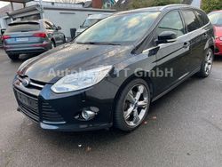 Schwarz Gebraucht 2011 Ford Focus Titanium Kombi | 3.950 € (Fairer Preis)