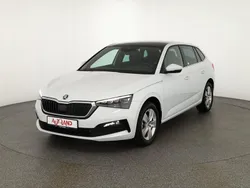 Weiß Gebraucht 2023 Skoda Scala Kleinwagen | 22.490 € (Guter Preis)