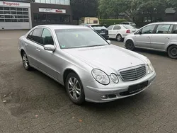 Silber Gebraucht 2003 Mercedes E200 Limousine | 1.300 € (Superpreis)