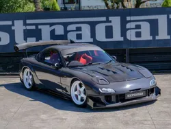 Grau Gebraucht 1994 Mazda RX7 Kleinwagen | 49.900 €