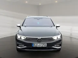 Mangangrau metallic Gebraucht 2024 VW Passat Alltrack Kombi | 61.450 €