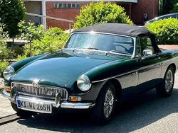 Britisch racing green Gebraucht 1965 MG B Cabrio | 23.900 €