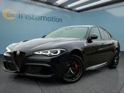 Schwarz Neu 2025 Alfa Romeo Giulia Limousine | 92.399 € (Etwas zu teuer)
