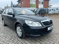Schwarzmagic perleffekt Gebraucht 2011 Skoda Octavia Classic Kombi | 6.990 € (Guter Preis)